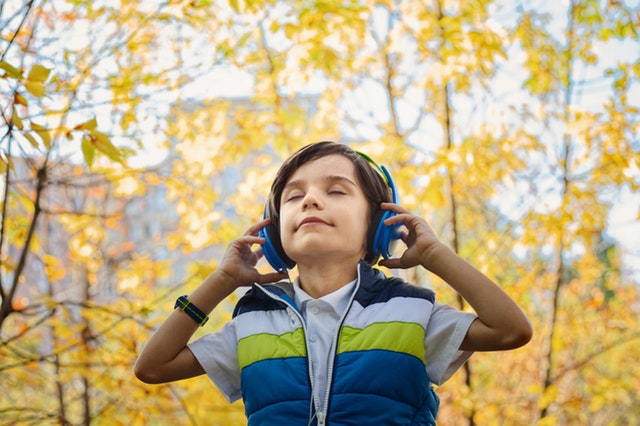 Will kids face an epidemic of hearing loss?