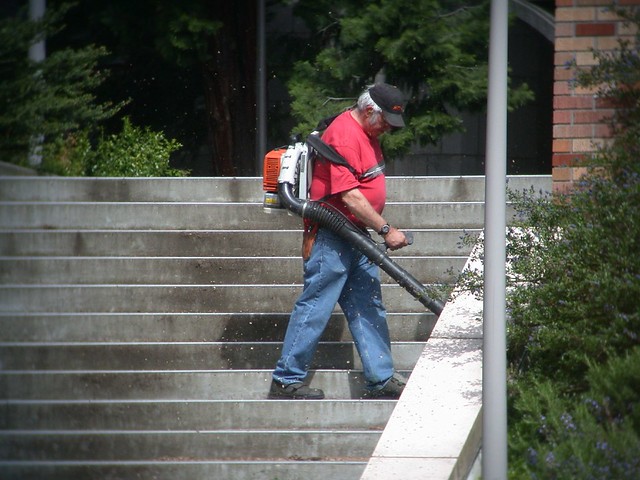 Lawyer writes about leaf blower hazards