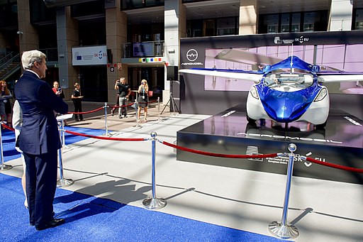 Watch out: Here come Uber’s flying taxis
