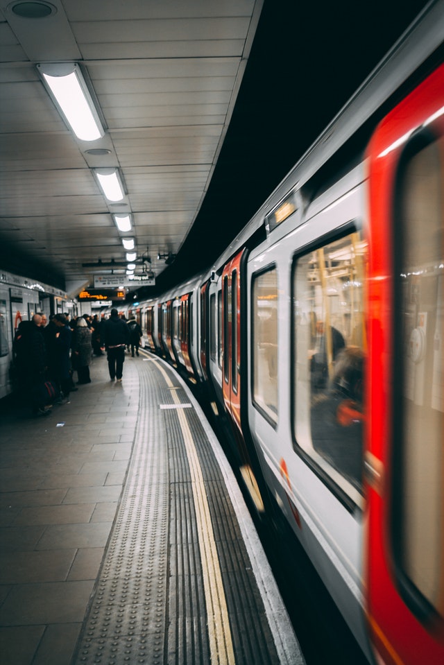 Research finds dangerous noise levels on London’s Tube