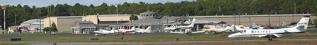 Battle over the East Hampton Airport