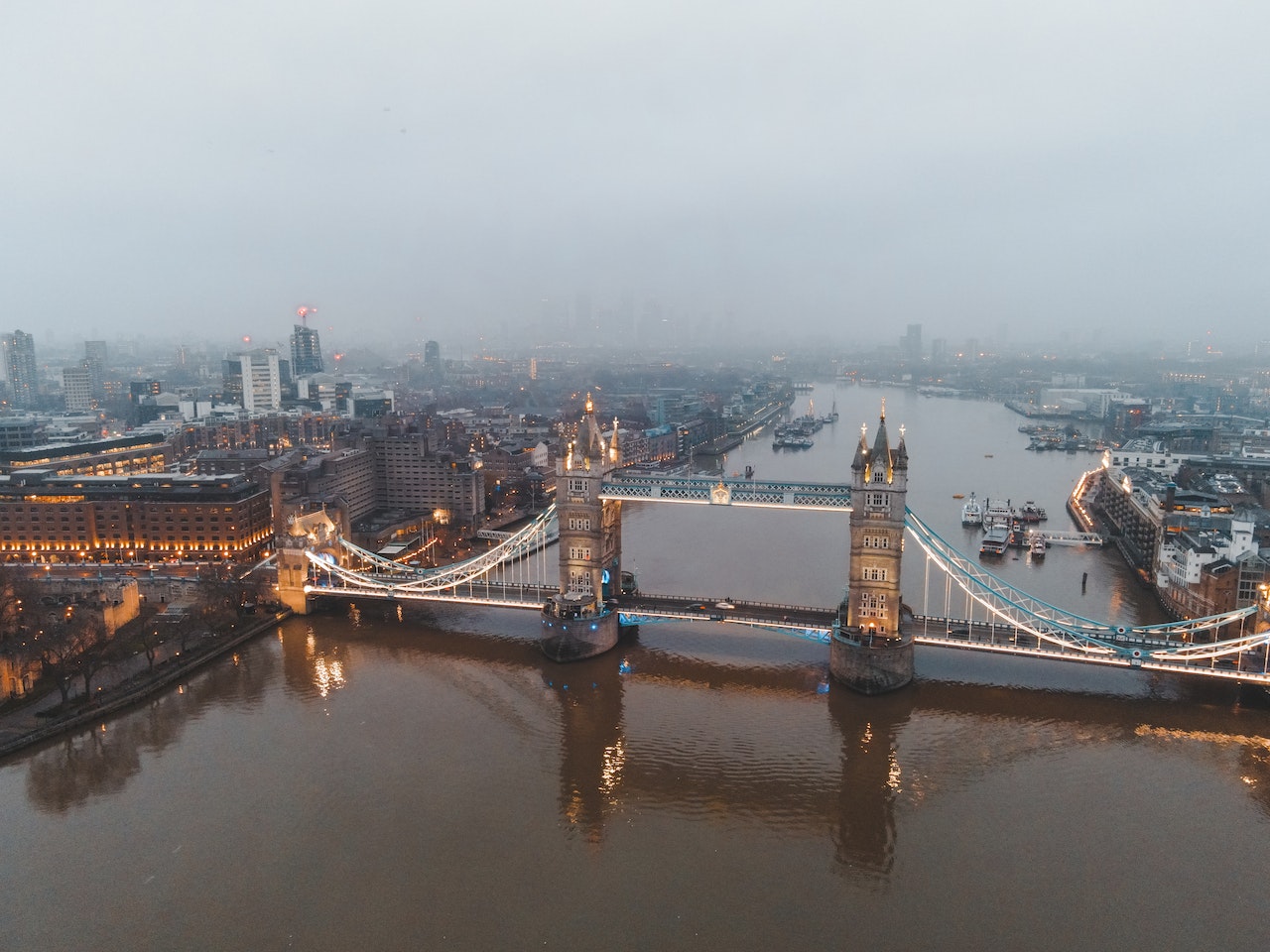 UK Parliament calls for light and noise pollution advisory group