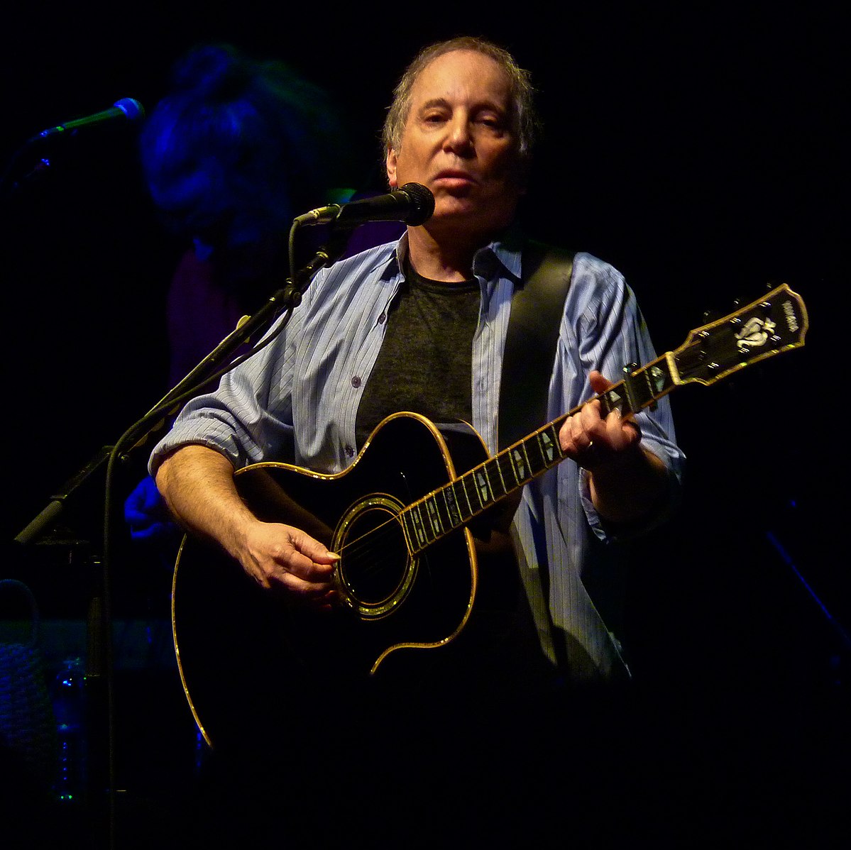Paul Simon is beginning to accept his sudden hearing loss