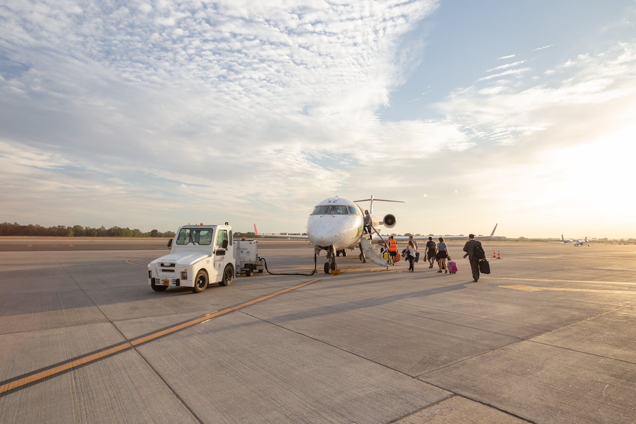Colorado bill seeks to reduce impacts from aviation