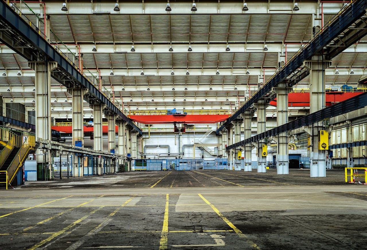 Study documents warehouse pollution